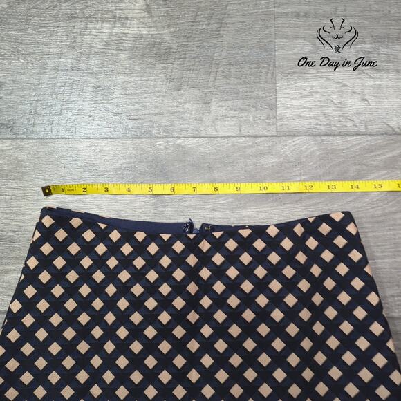 Ann Taylor A Line Skirt Size 0 - Picture 3 of 5